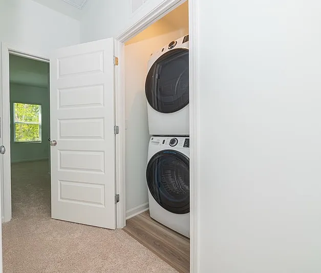 815 Freston Rd — Photo 15