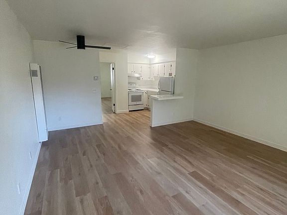 2nd image of 686 Rebecca Way #2