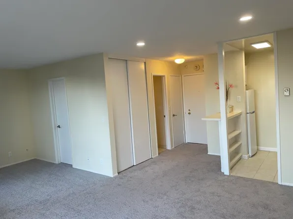 6 Captain Dr Unit E242, Emeryville, CA 94608