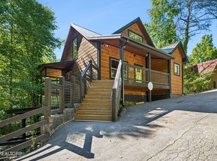 233 Cherokee Path Way, Sevierville, TN 37876