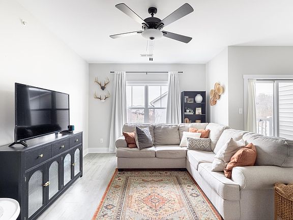 2nd image of 1301 Stoney Ridge Blvd #208