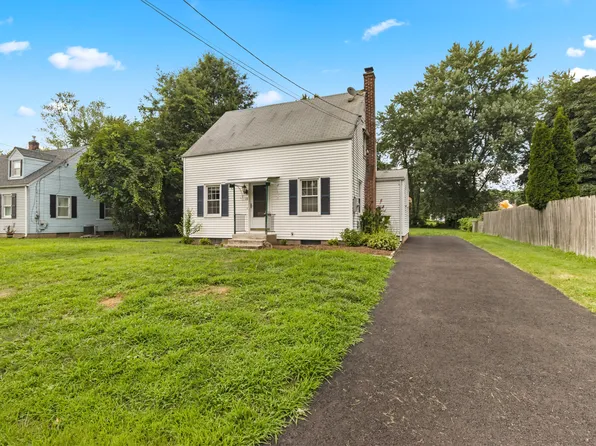 15 Ahern Avenue, Windsor Locks, CT 06096