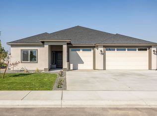 227 Schrute Rd, Prosser, WA 99350