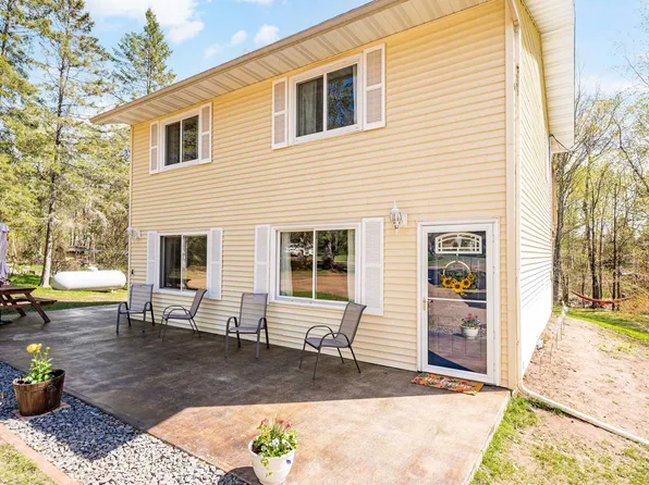 178 Wildwood Dr, Esko, MN 55733