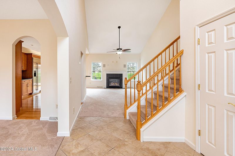 4th image of 77 Walden Fields Drive
