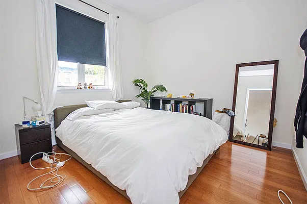 Rented by Oxford Property Group | media 13