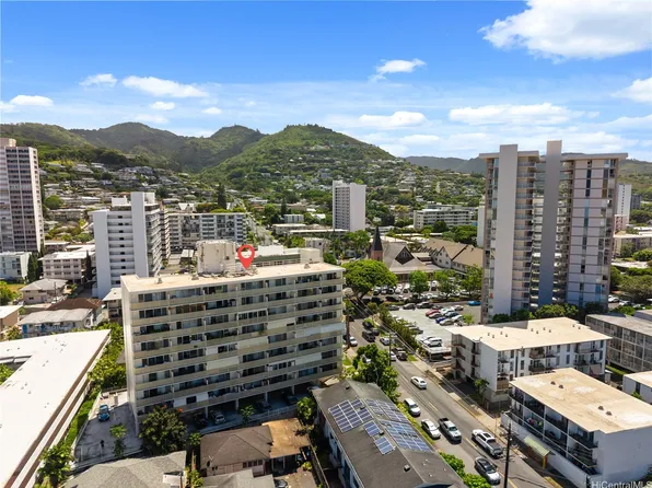 1620 Keeaumoku St APT 806, Honolulu, HI 96822