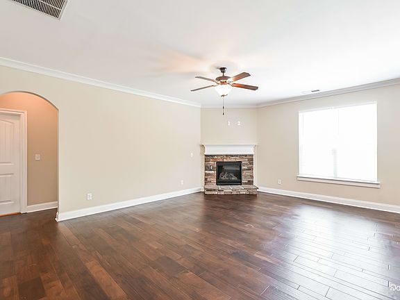5th image of 2901 Canyon Glen Way