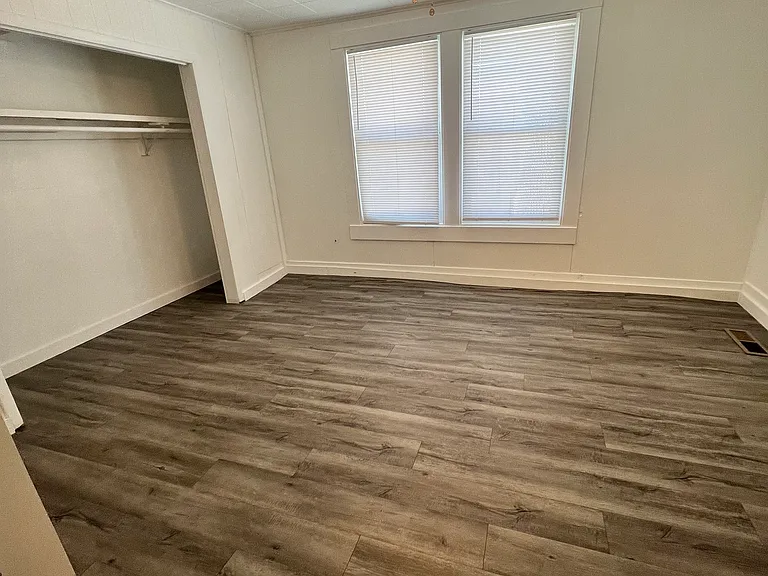 807 W Ragan St — Photo 13