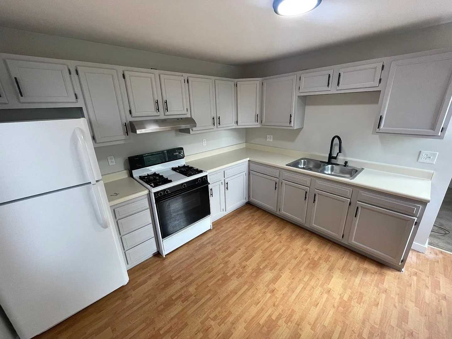 155 Kendall Ave #2 photo 1