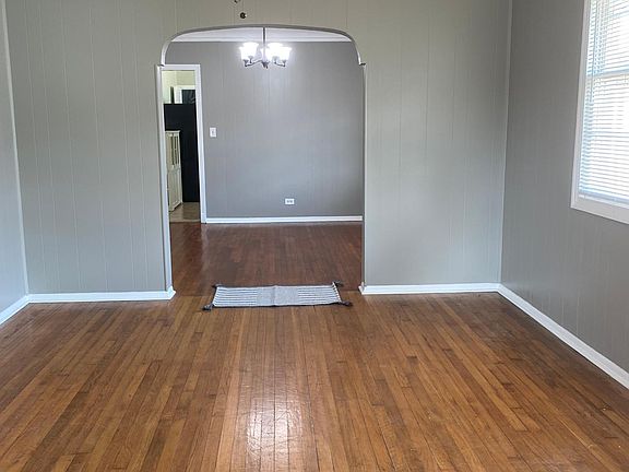 Living room with dinning room showing