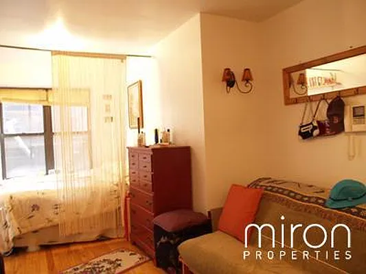 Rented by Miron Properties | media 7