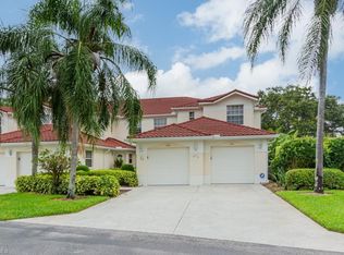 660 Lalique Cir APT 204, Naples, FL 34119