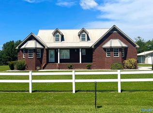 106 Stephenson Rd, Hartselle, AL 35640