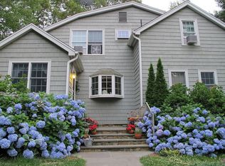 32 Forest Street Ext, Branford, CT 06405
