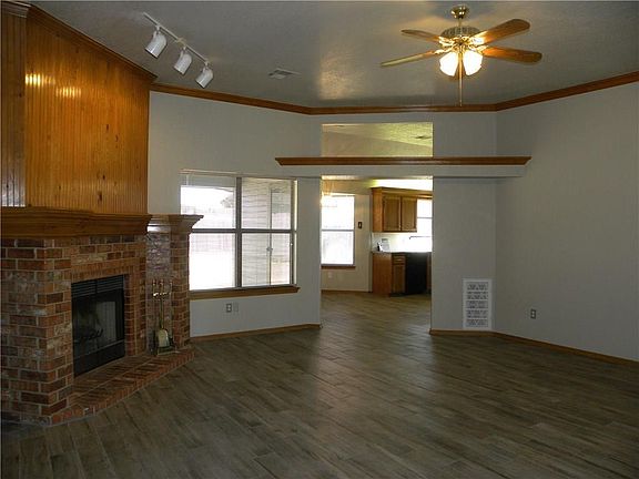4th image of 13320 Cayman Ln
