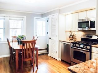 563 E 7th St #1, South Boston, MA 02127