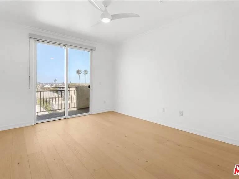 1450 S Beverly Dr #404 — Photo 9
