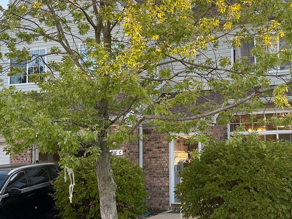 1st image of 916 Prestwick Dr APT C