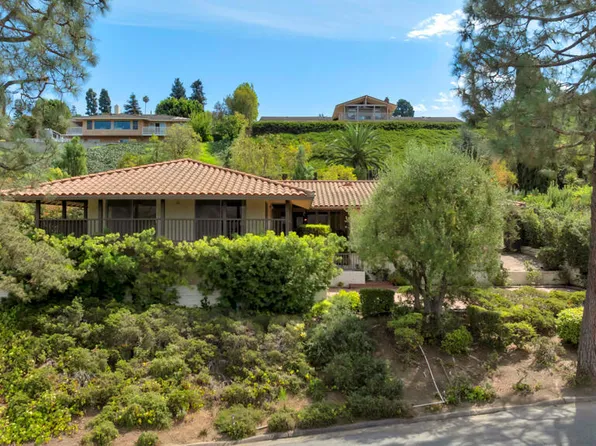 880 Grada Ave, Camarillo, CA 93010