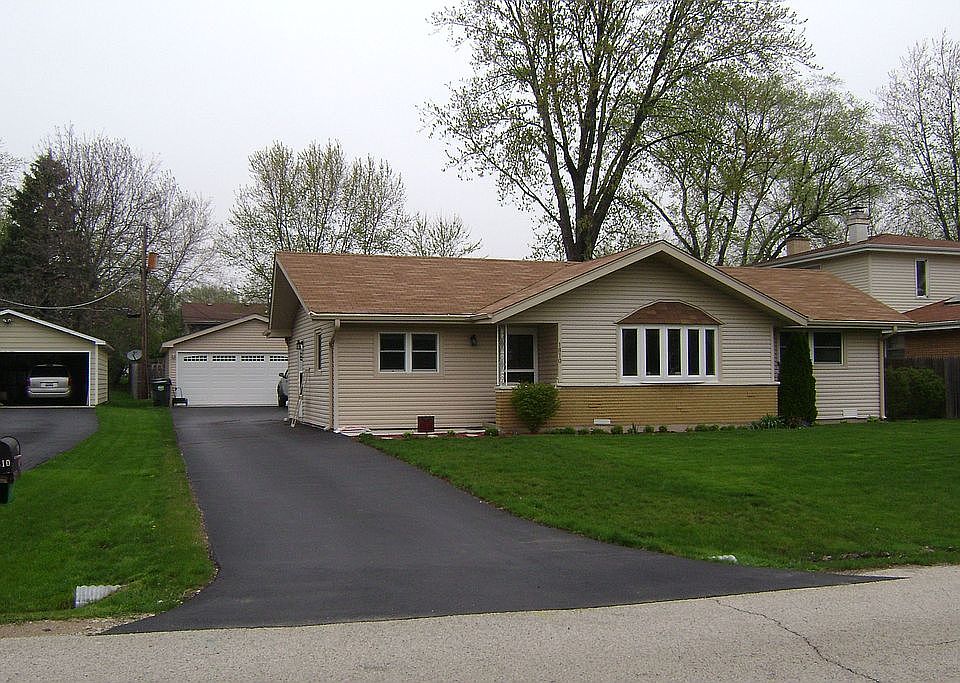 1st image of 1810 Longmeadow Dr