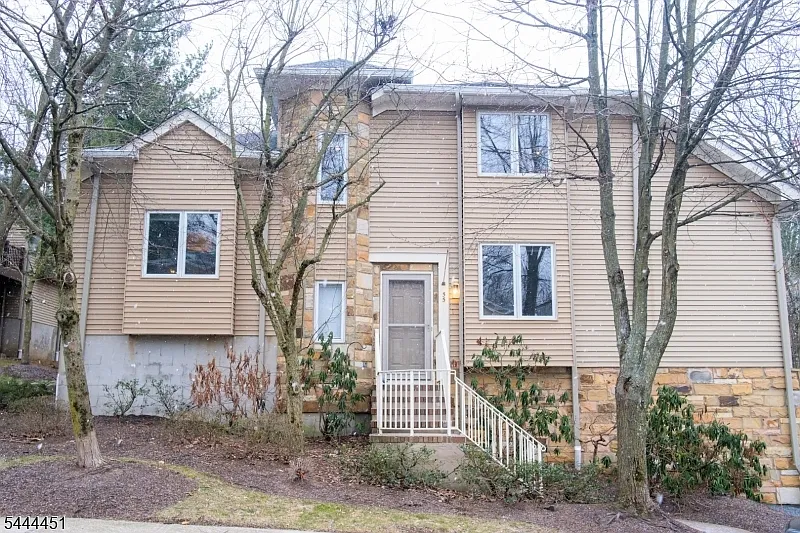 2 bed, 2.5 bath, $4,700 — Photo 4