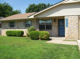 511 SW 70th St, Lawton, OK 73505