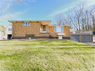 1778 Rolling Acres Rd, New cumberland, WV 26047