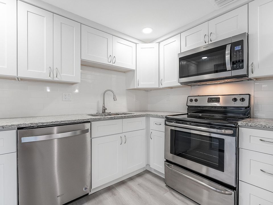 1st image of 546 Piedmont L