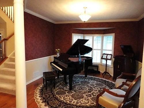 3rd image of 1739 Curry Ln