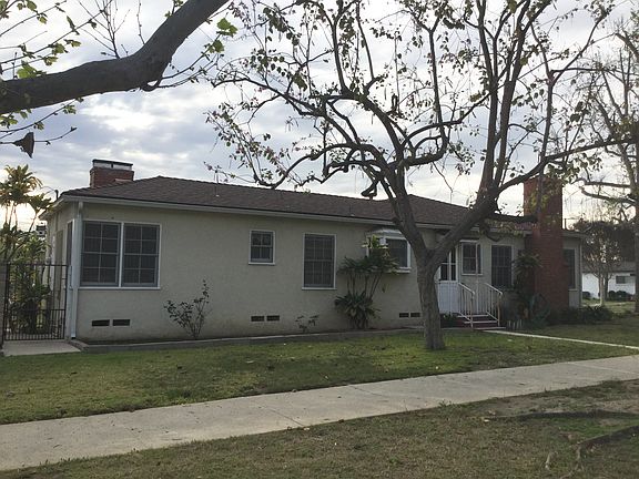 3rd image of 1603 E Marshall Pl