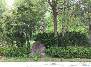 4752 Cinnamon Ln, Sylvania, OH 43560