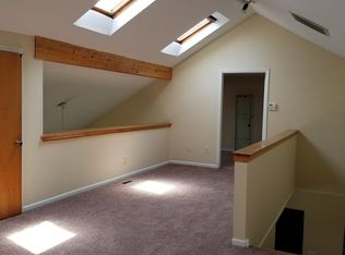 92-F Beverly Hill Ter, Woodbridge, NJ 07095