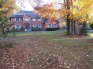 8800 Wilson Dr, Shelby Township, MI