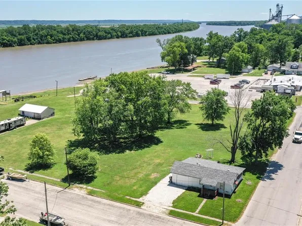 113 John F Kennedy St, Hardin, IL 62047