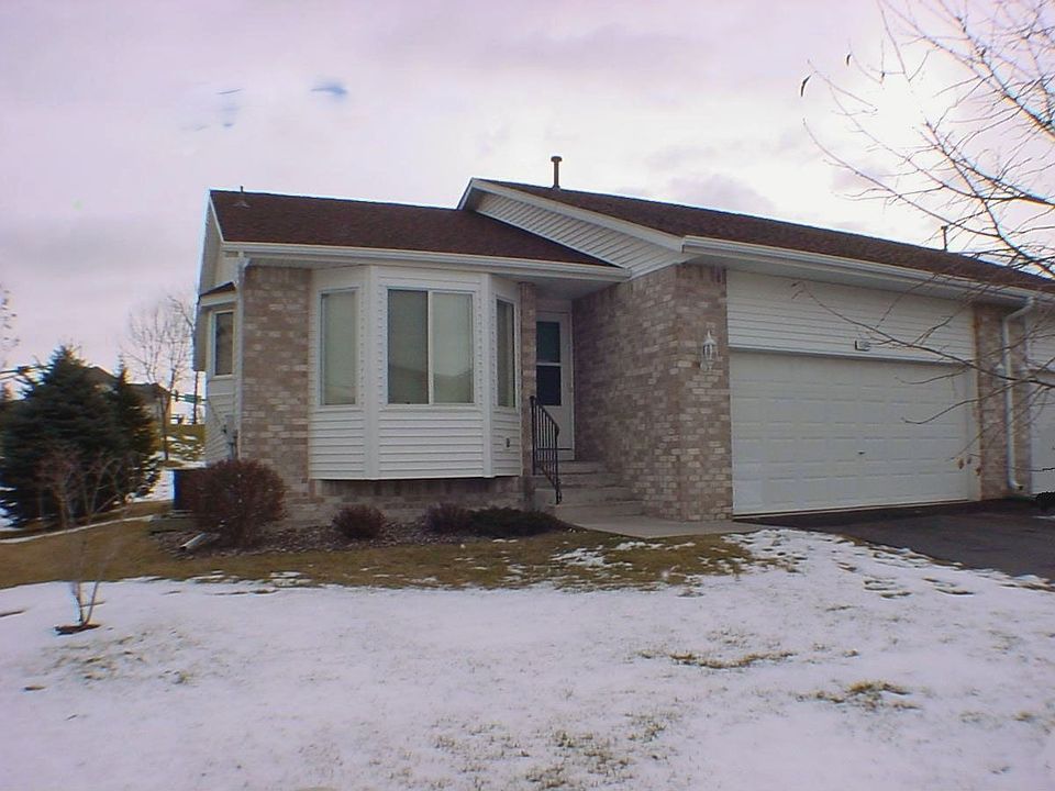 1st image of 15944 Hyland Dr