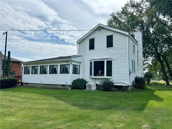 615 Morton Rd, Hamlin, NY 14464