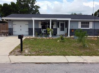 1421 Wickham Ln, Holiday, FL 34691