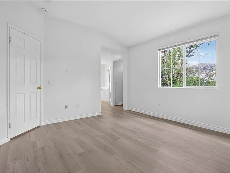 1908 Blazewood St — Photo 22
