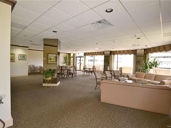 3rd image of 25 Rockledge Ave APT 605