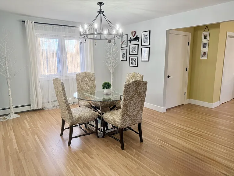 33 Willow Wood Ct #2 — Photo 9