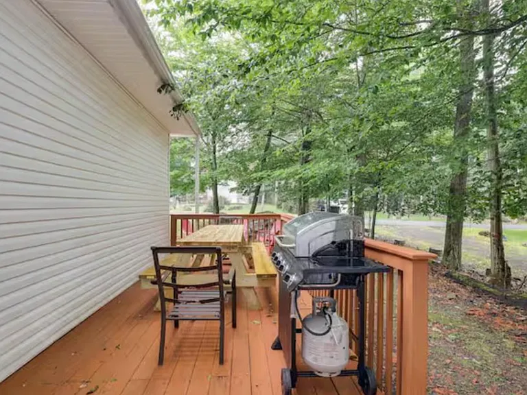 8056 Red Squirrel Dr — Photo 17