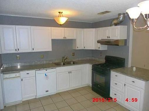 5th image of 2516 Oklahoma Dr