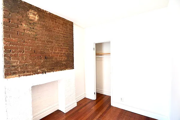 Rented by Corcoran | media 18