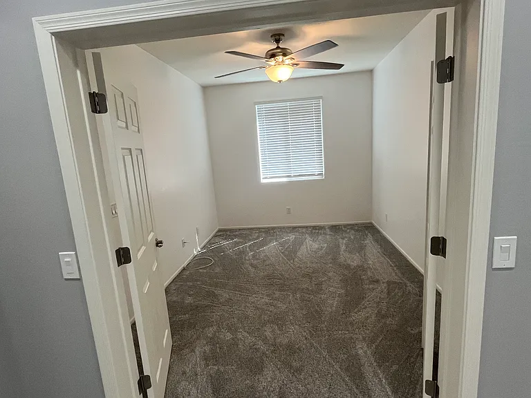21013 W Almeria Rd — Photo 16