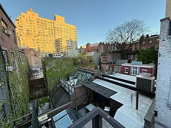 180 MacDougal Street, #2S