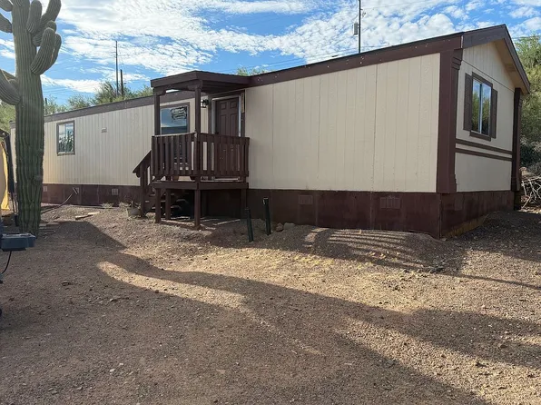 19410 E Cactus Cv, Black Canyon City, AZ 85324