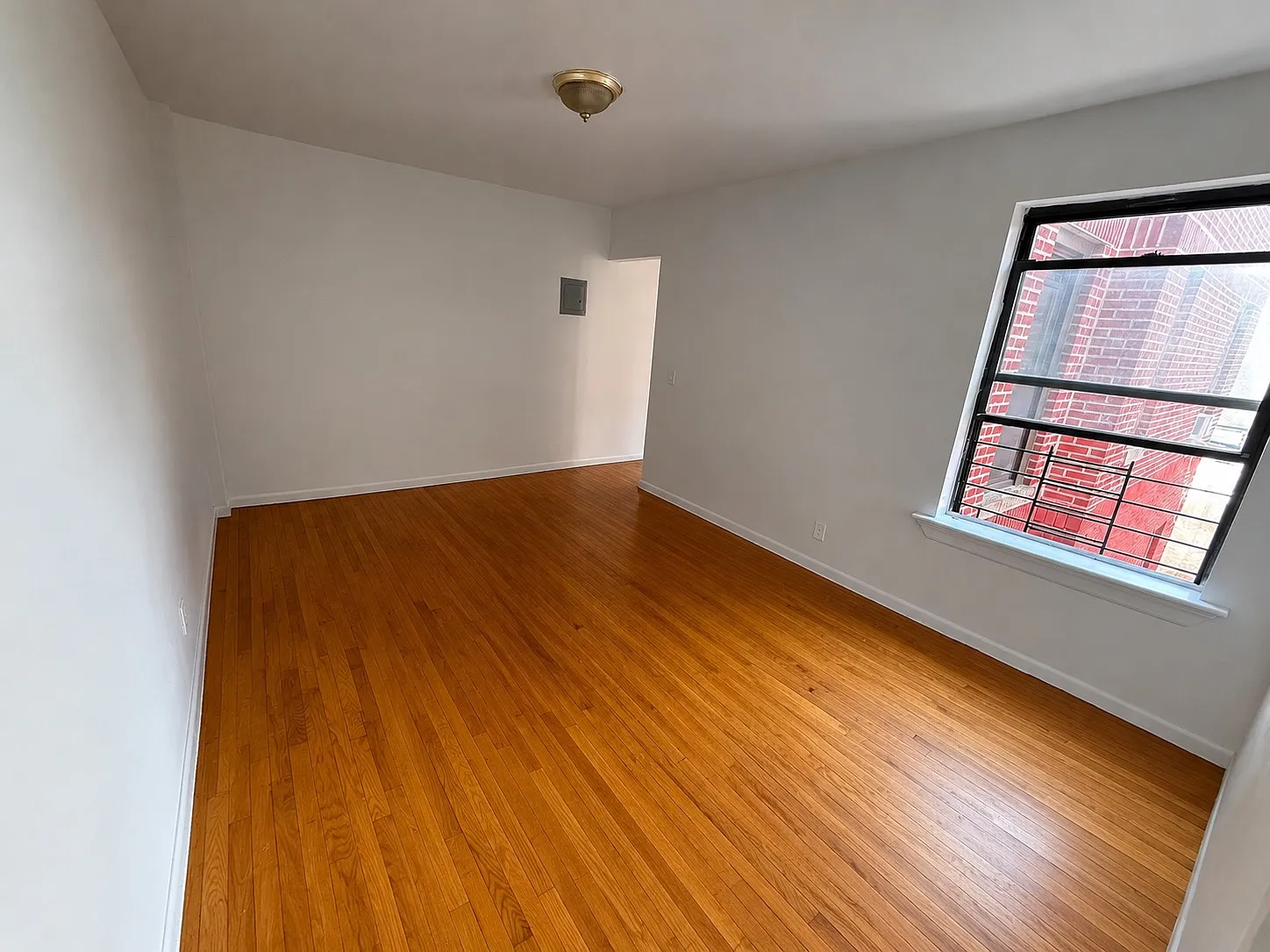 2301 Creston Ave — Photo 3