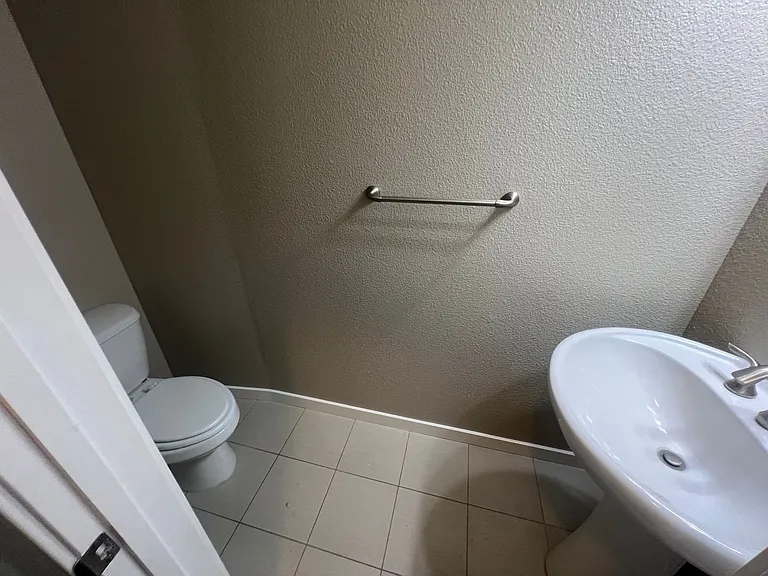 221 Geary Way — Photo 13