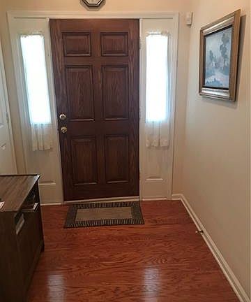 2nd image of 409 Deerfield Dr